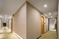 INITIAL · Li She Hotel Nanjing Xinjiekou - 2-Star