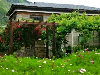 Nyingchi Guiyuan Tianju Inn