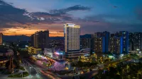 Ganzhou Atour Hotel, Longnan World Hakka Culture City Hotel dekat Pedestrian Street (South Entrance & Exit)