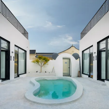 Yunxi meets ta”, a holiday hostel in Beijing