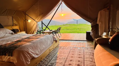 Liping Zhaoxing Sunset Valley Campground - bar