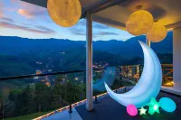 Enjoy the panoramic view of the rice fields (Longsheng Longji Terraces Branch) - ジム