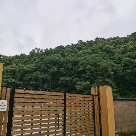 Stream & Mountain Retreat
