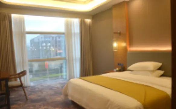 진율란 호텔 (잉산 버스 정류장)