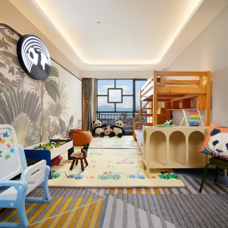 Crowne Plaza DUJIANGYAN by IHG