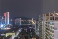 Ji Hotel (Changsha Wuyi Square IFS International Finance Center Hotel) - Romantic