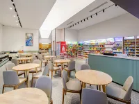 雲涯大飯店（重慶歡樂谷禮嘉孩童醫院店） 李家附近的飯店