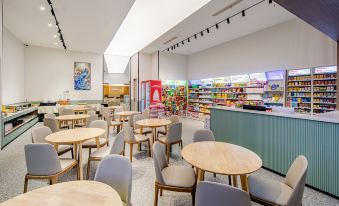 Yunya Hotel (Chongqing Happy Valley Lijia Children's Hospital)