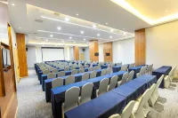 Weiyuan International Hotel (Yuncheng Airport)