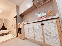 Cloudward City Homestay(Nanyangxincun Subway Station)