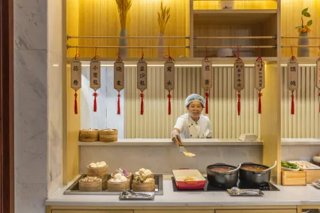 Jianguo Hidden Hotel (Qufu Sangkong Scenic Area Store) Отели рядом с достопримечательностью «WuMaCi Jie»