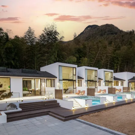 Fuyao Wild Luxury · Designer Pool Resort