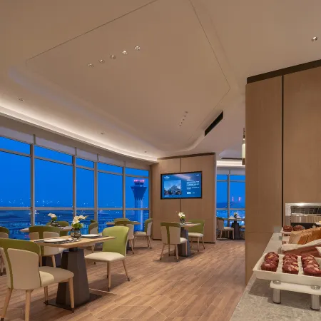 Howard Johnson Hotel Changsha Huanghua Airport Отели в г. Чаншасянь