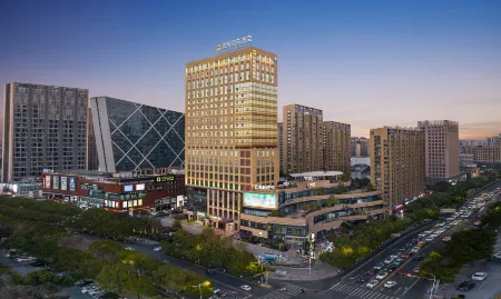 Bali Holiday Hotel Отели рядом с достопримечательностью «The University of Nottingham Ningbo»