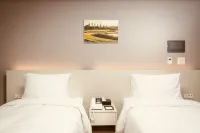 Sollago Myeongdong Hotel & Residence - Balkoner