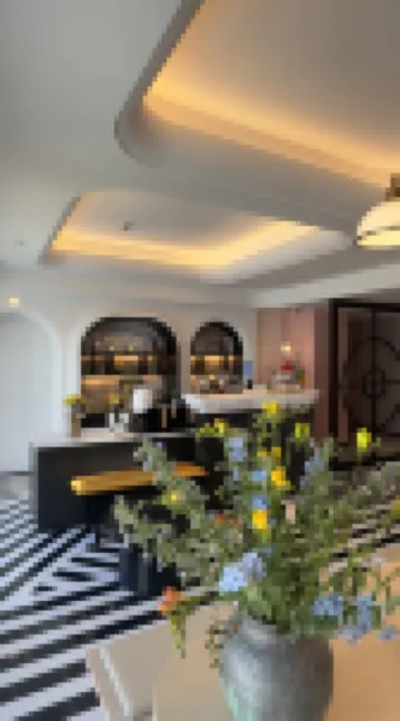 Xi Xiaoshi Designers High View Scenic Hotel (Kunming Dounan Flower Market Branch)