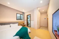 Snow Mountain. Vista  Hotel Hotels in Dujiangyan