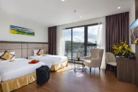Daphovina Hotel - С бассейном