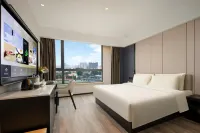 Yangzhou Slender West Lake Vientiane Hui Atour X Hotel Hotel in zona Qianyuan