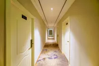 Nanchang Starry Sky E-sports Hotel (High-tech Avenue Subway Station Branch)
