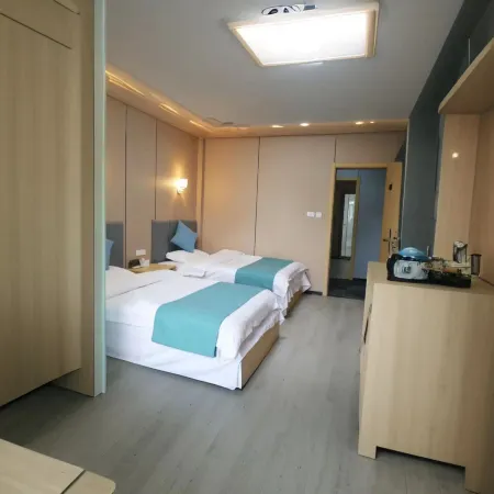 Echeng District Huahu City Apartment (Yingbin Avenue Huangshi Expressway Toll Station Store)