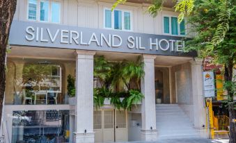 Silverland Sil Hotel