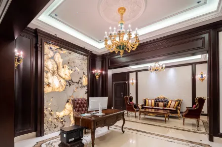 Floral Hotel · Hengdian Qingyan Hotel (Huaxia Cultural Park Store) Отели рядом с достопримечательностью «New Garden of Eternal Spring (Summer Garden)»