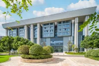 Rose Hotel (Nanyang Zhangheng Avenue Municipal Government Store) Hotels in Nanyang