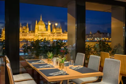 布達佩斯多瑙河諾富特飯店