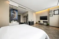 Jun Tang Lizhi Hotel (Gushi Chen Yuanguang Avenue People's Government Branch) Hotel a Gushi