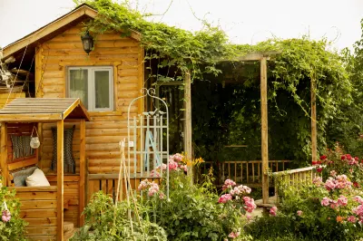 Summer · Countryside Hotel in zona Xinyi Self-Drive Campground (Sayram Lake Branch)