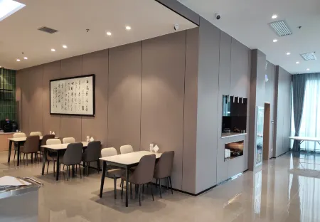 Qinxin Yayue Hotel (Xi'an Jiaotong University Big Wild Goose Pagoda Branch) Отели рядом с достопримечательностью «Xi'anjiaotong University Museum»