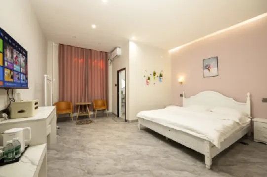 Wanning Tingfengyuan Homestay Hotels near Xinglong Tropical Garden