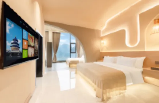Yunxi Waterfall Viewing Cliffside Homestay, Guanling