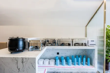 Super8 Yue Hotel (Beijing Wukesong Yuquan Road) Отели рядом с достопримечательностью «North China University of Technology»