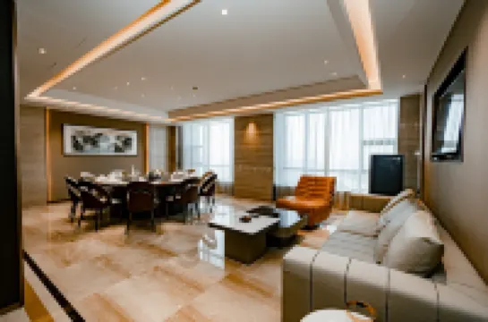 Weihai Longyue International Hotel