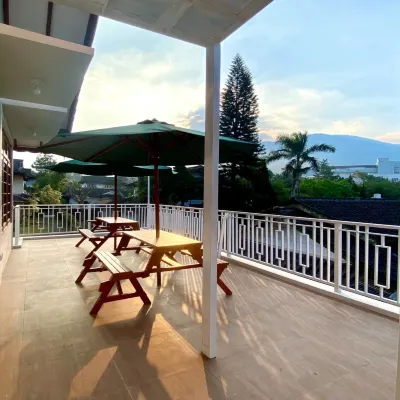 SF Homey Puri Indah Hotel a Cipanas