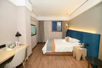 TIANYUE  RLTON HOTEL فنادق في نانجيانغ