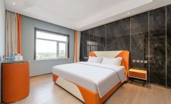 Lanjing Business Hotel (Ningjin Debai Square Xinyi Middle School Branch)