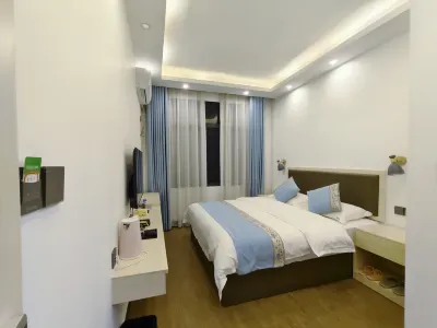 Sanjiang Fuyun Chinese Inn Hotels near Xianren Mountain Scenic Area