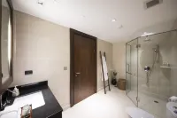 Villa Aye 푸켓 호텔