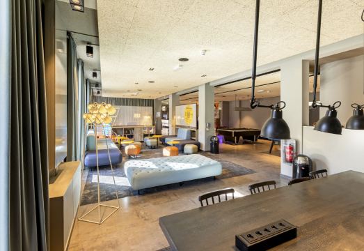 4. A&O 프랑크푸..