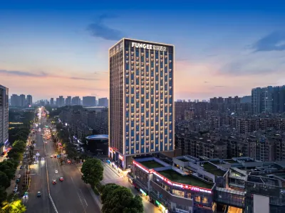 FUNGEE Hotel Shangge Plaza, Zhuzhou Отели рядом с достопримечательностью «Химический и технологический институт Хунань-Комплексное здание»
