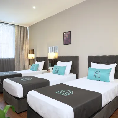 HOMEY AİRPORT HOTEL Hotels near İbn Haldun University