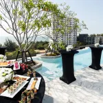 Howard Johnson by Wyndham Pattaya JC - สระว่ายน้ำแบบอินฟินิตี้