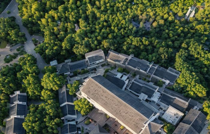 July YinShe · Mountain Sea Lake Panoramic Resort Villa