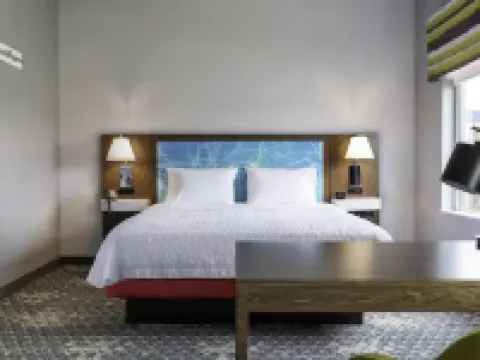 Hampton Inn & Suites by Hilton Chico Hotels in Chico