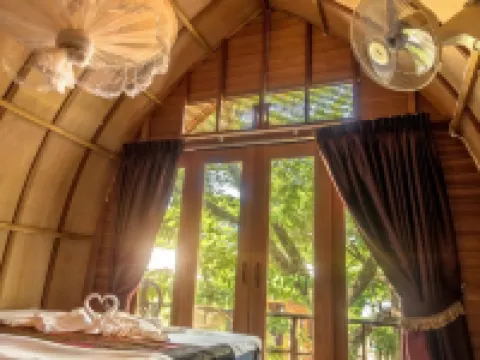 Bamboo Bungalow Hotels in Kampot