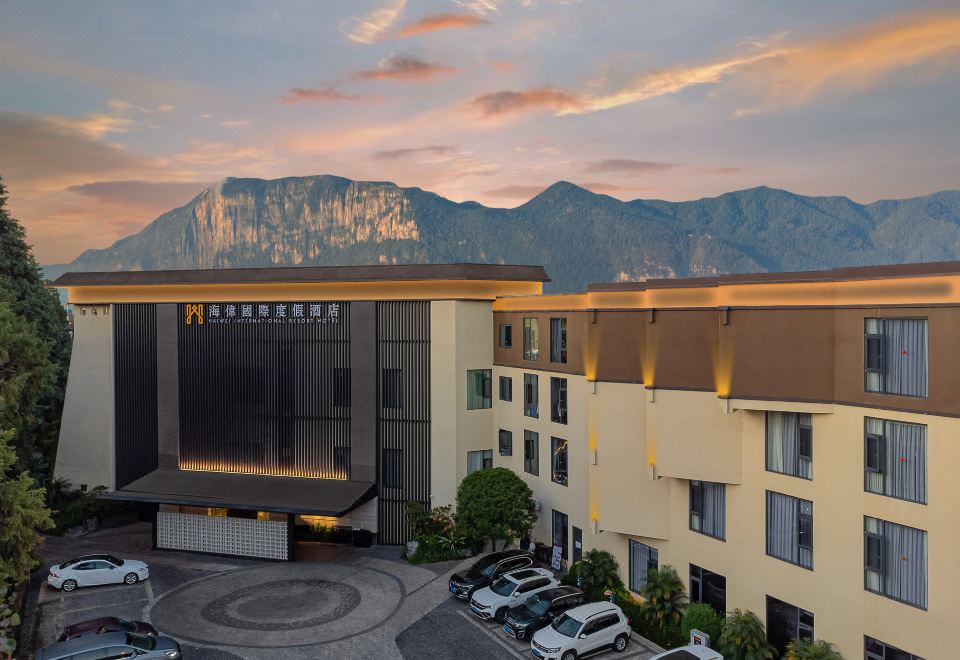 hotel overview picture
