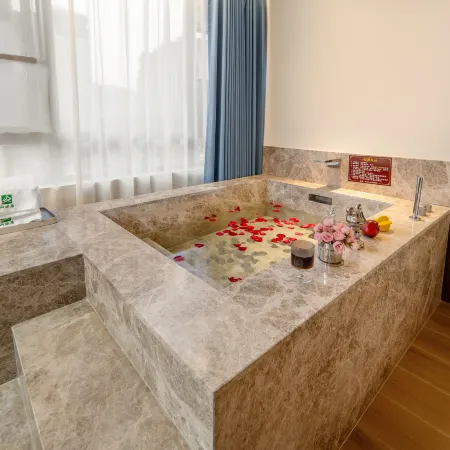Shanshuiju Hot Spring Holiday Hotel